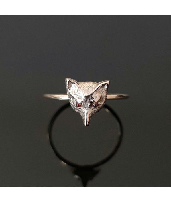 18ct Gold & Diamond Fox Head Ring (828G) | The Antique Jewellery Company
